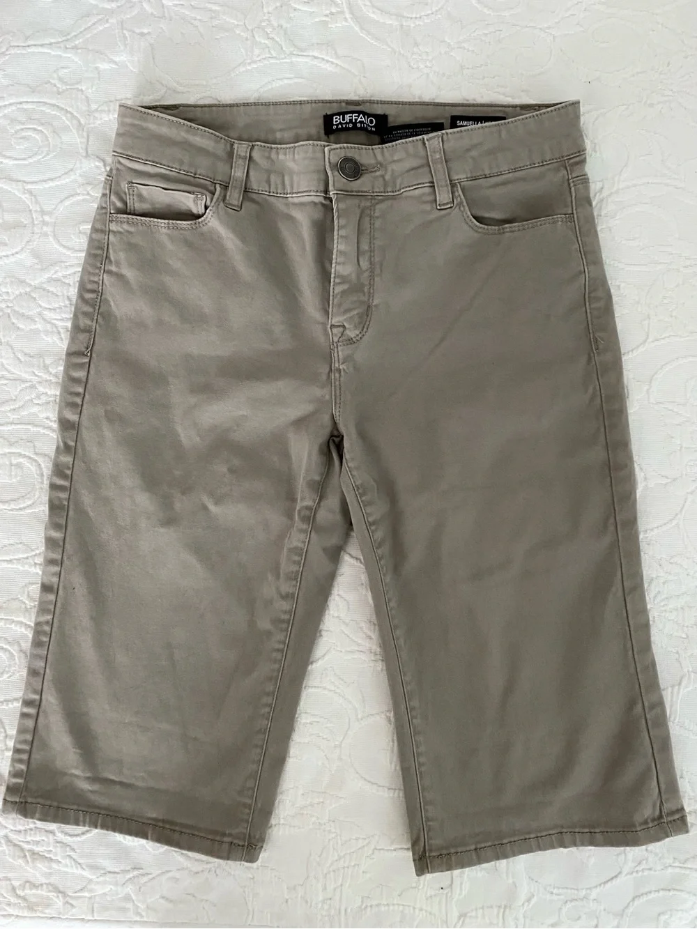 Buffalo David Bitton Bermuda Shorts Mid Rise 4/27